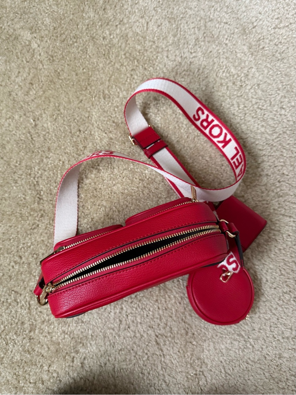 Michael Kors Bright Red Leather Camera Crossbody with Matching Pouches - Picture 3 of 3